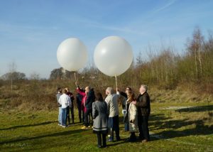 ballonverstreuung-arcen-ijsvogel-limburg-ascheverstreuung-mit-heliumballonnen